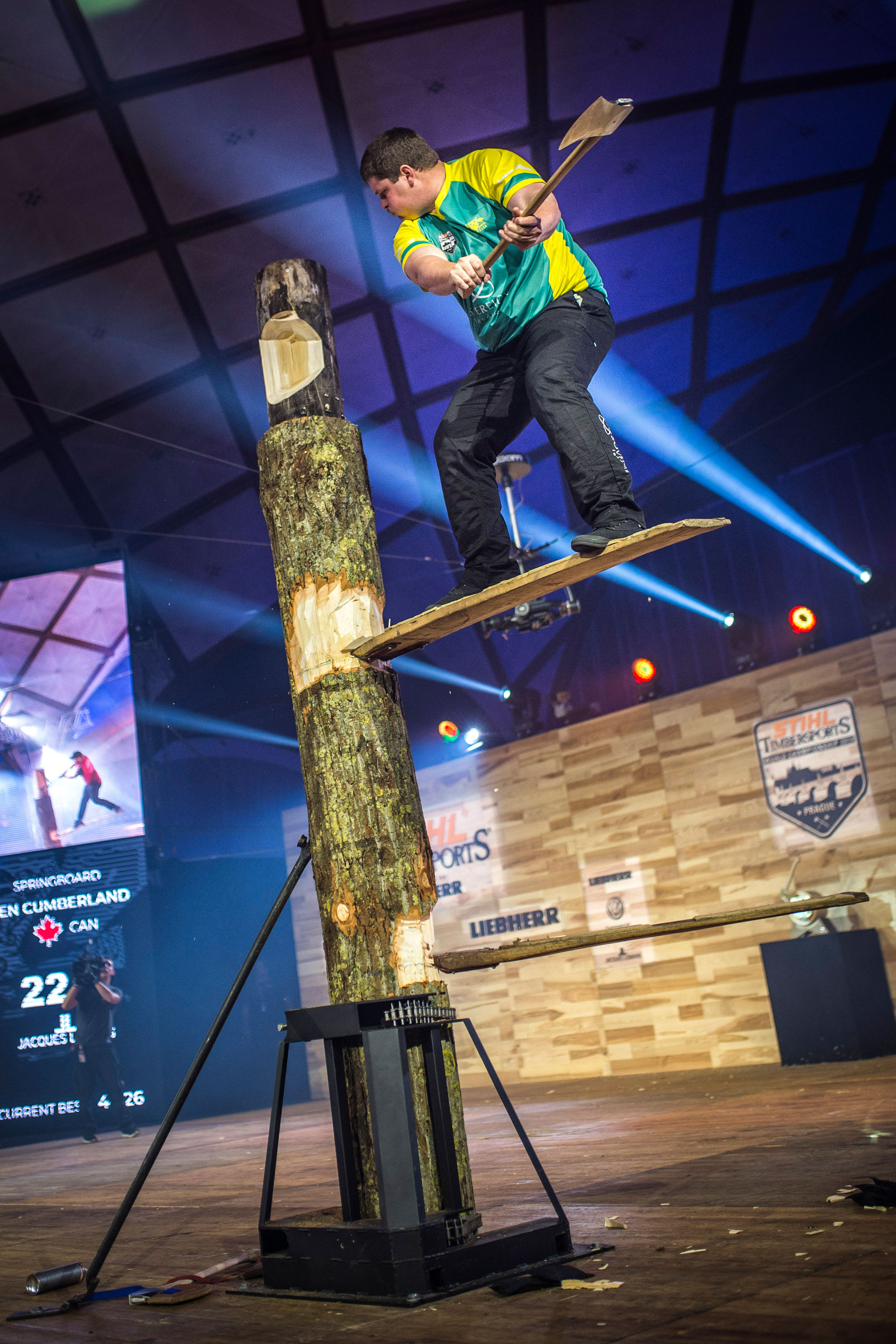 STIHL TIMBERSPORTS® athlete Guillaume Maure on the Hot Saw at the Four Nations Cup 2020 in Munich.